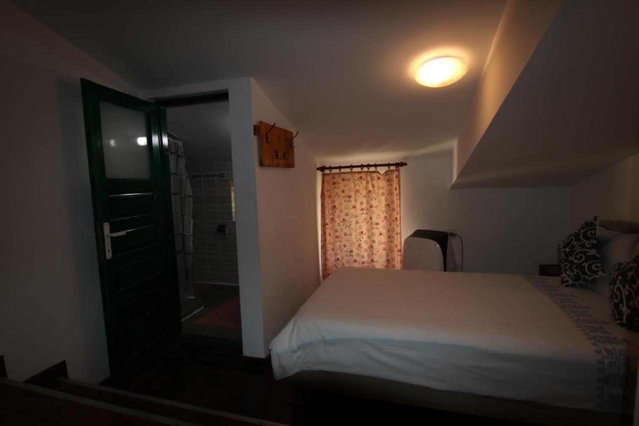 B&B Duo Caffe Baneasa Бухарест Экстерьер фото